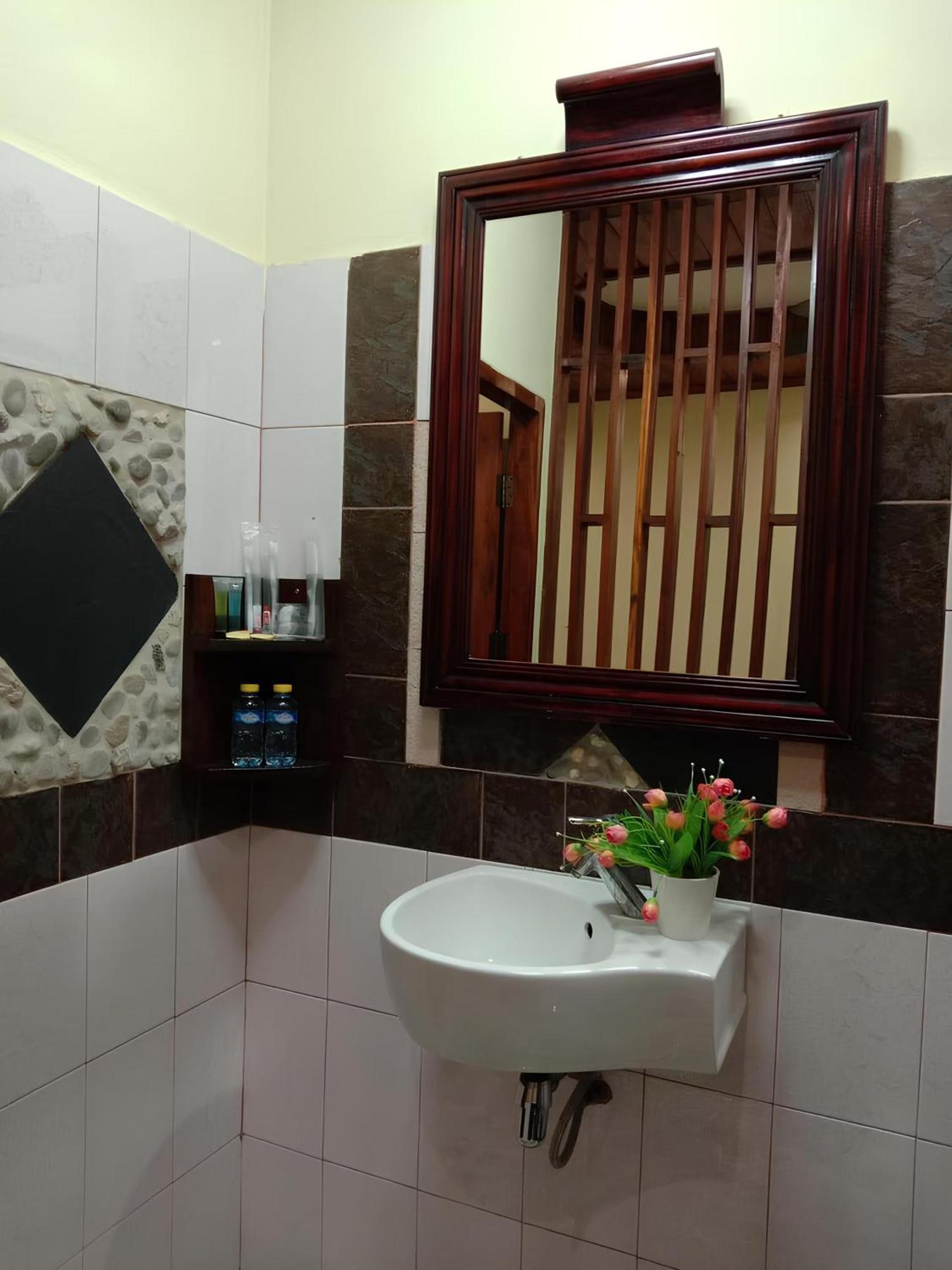 Sakura Wood House Hotel Luang Prabang Bagian luar foto